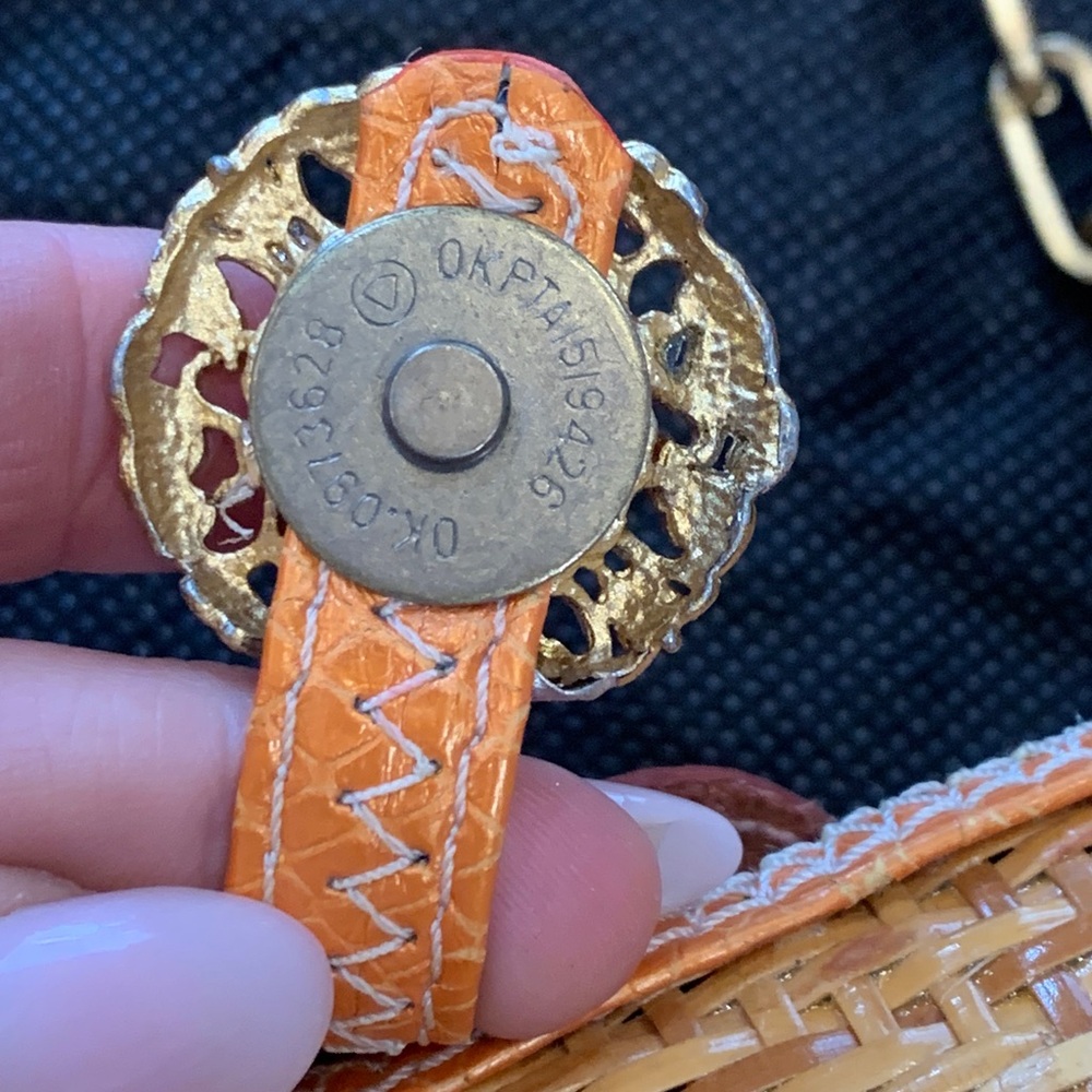 Mary Frances "Hibiscus" handbag - Picture 10 of 17